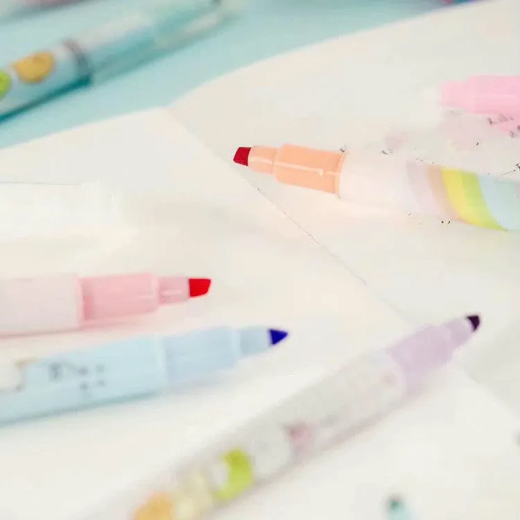 Set of eight erasable plastic highlighters measuring 16cm each with a neutral pen