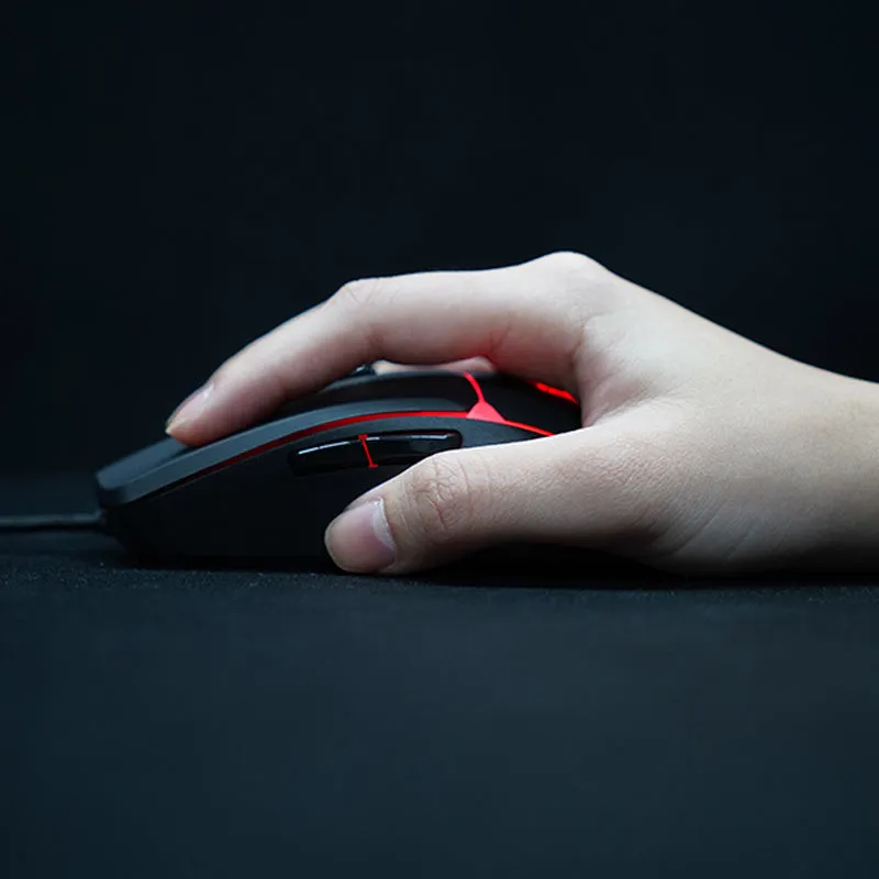 Fantech Vx7 wired gaming mouse with 8200 DPI optical sensor and six buttons in black