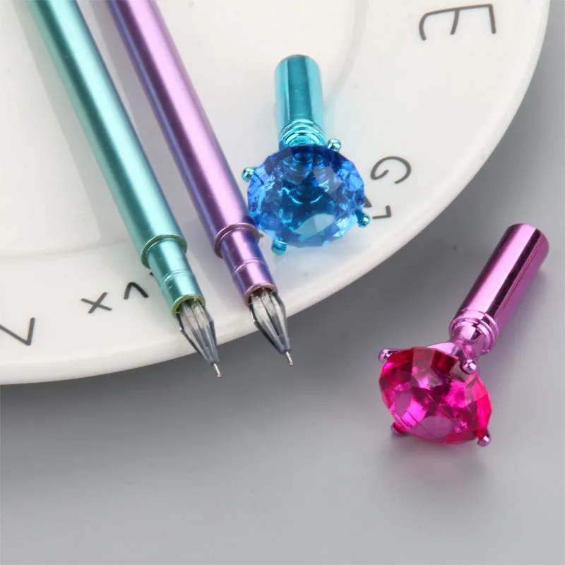 Small fresh metallic diamond gel pen with multicolour diamond tip and black ink, 17cm plastic body