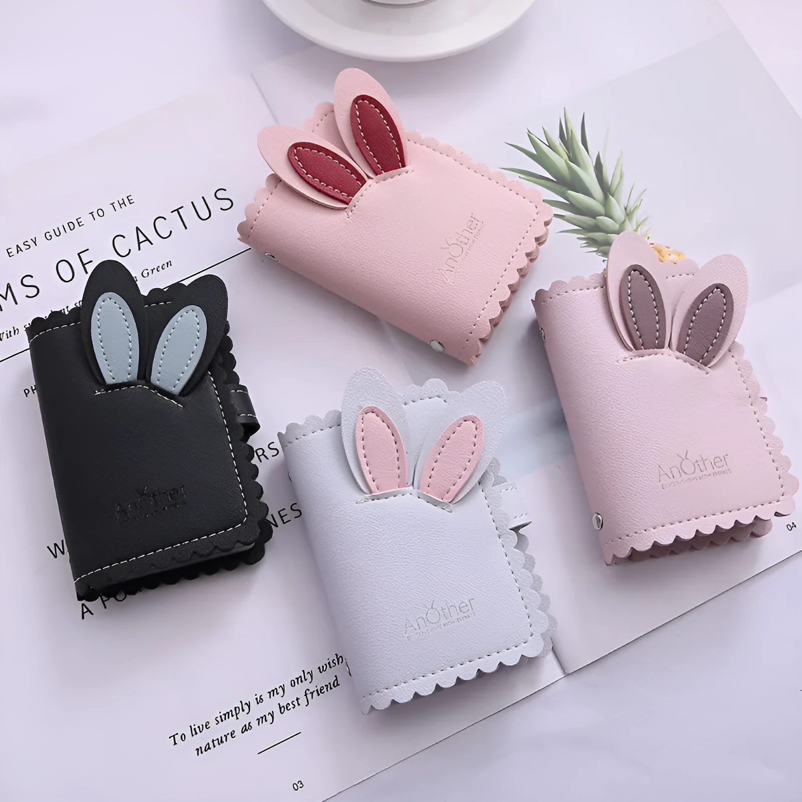 Compact anti-degaussing card holder wallet for women with animal pattern card slots