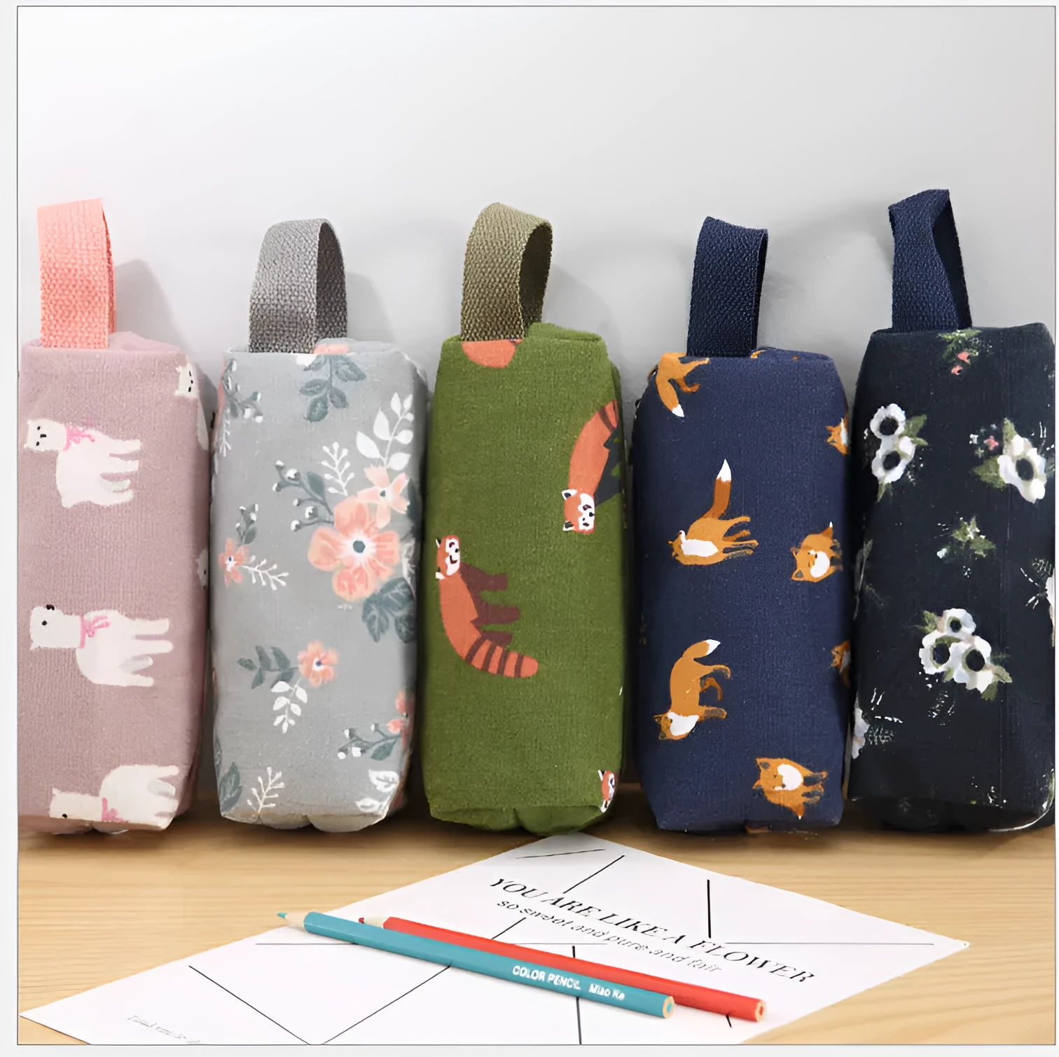 Canvas large-capacity stationery bag in four colours Blue Green Grey Pink with zip closure