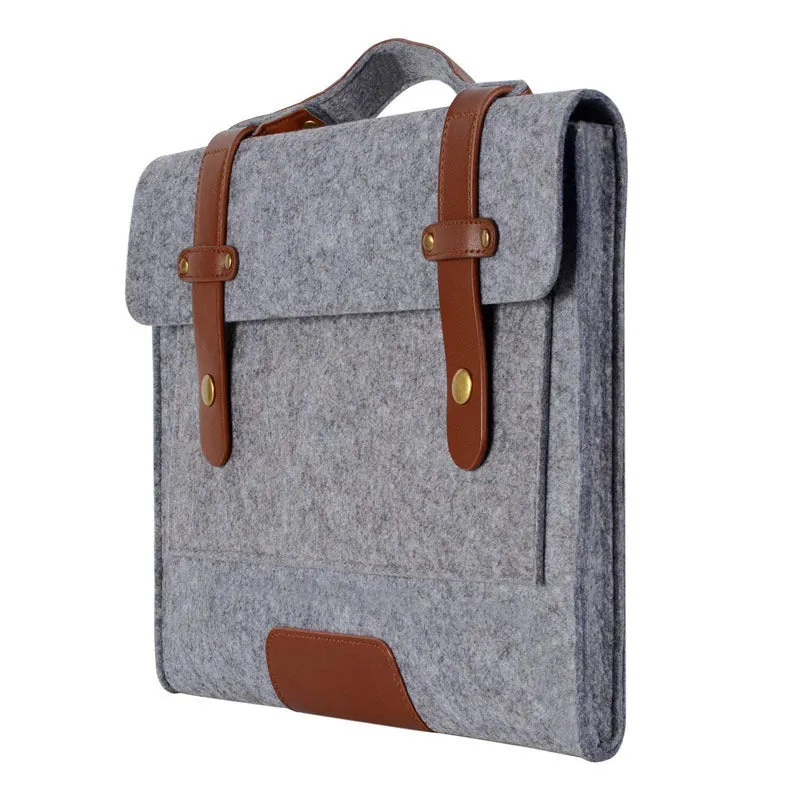 Simple felt laptop protective cover in dark grey for 13 inch computer
