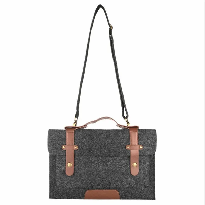 Simple felt laptop protective cover in dark grey for 13 inch computer