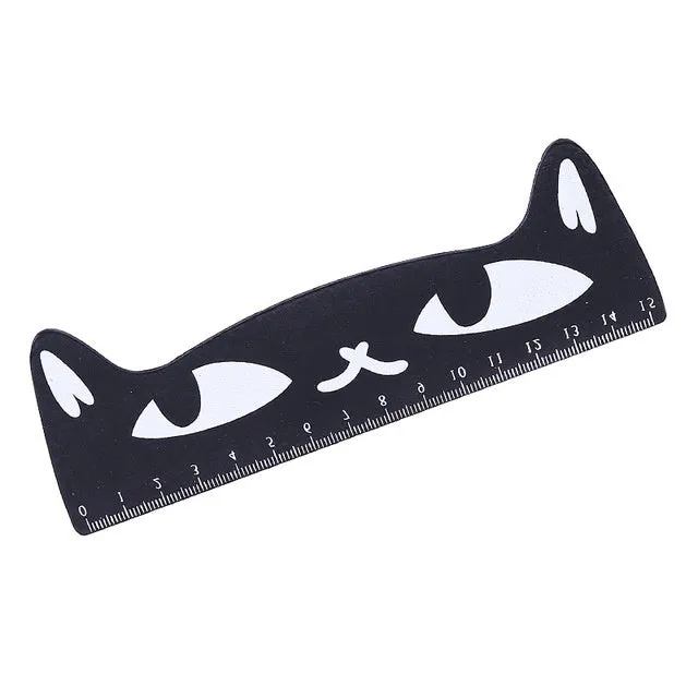 Kawaii 15cm wooden ruler shaped like a cat in candy colour black with centimetre markings