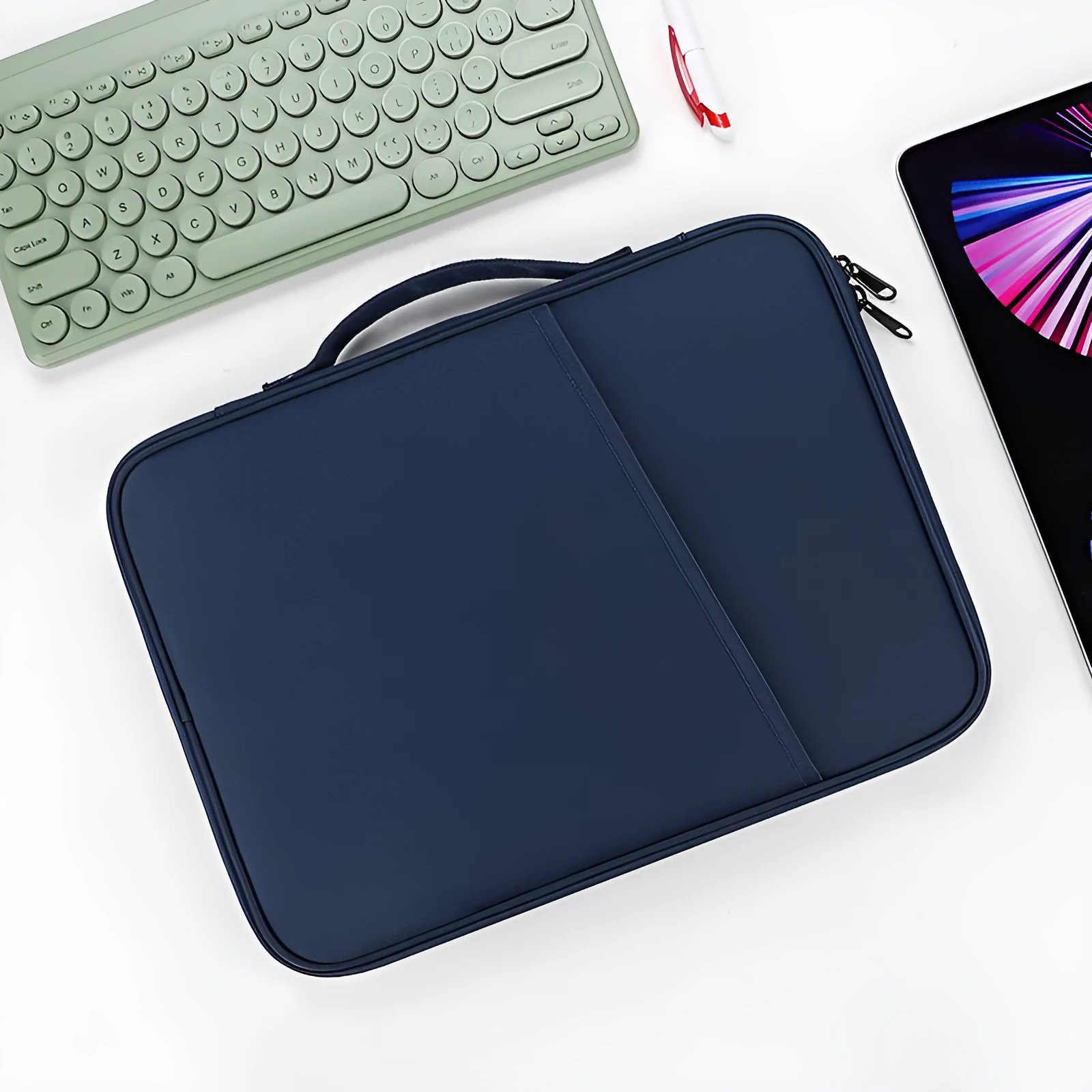 Flat liner storage bag in 420D nylon twill jacquard with soft handle, for 10.8-13 inch laptops, multiple colours.