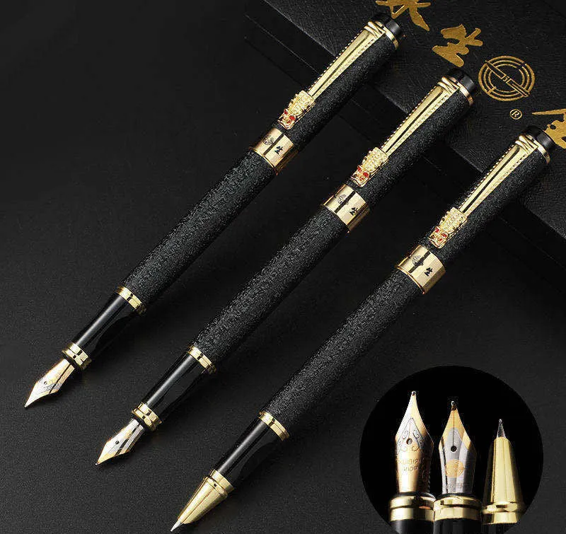 Immortal metal fountain pen with iridium nib in black colour, tip size 0.5 mm, for signature and office writing