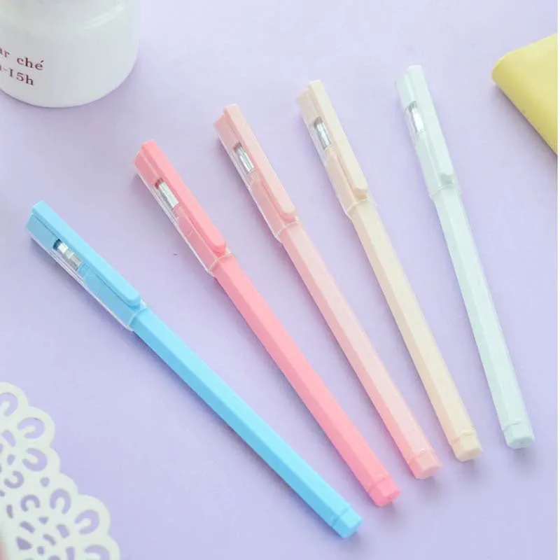 Full needle tube carbon signature pen with 0.35mm black tip and plastic body