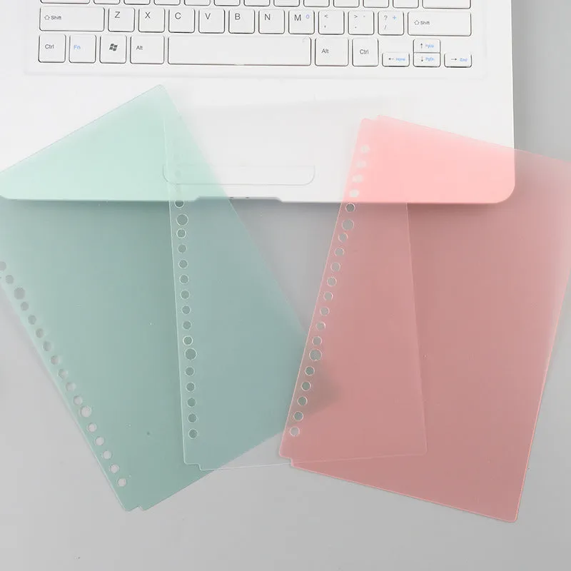 Plastic flipbook cover clip in frosted transparent finish for A5 paper
