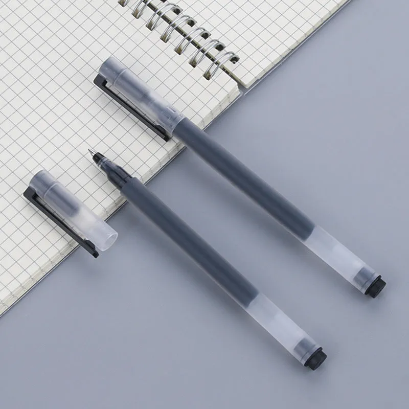 Xiaomi gel pen with 0.5mm black ink and plastic shell for office use