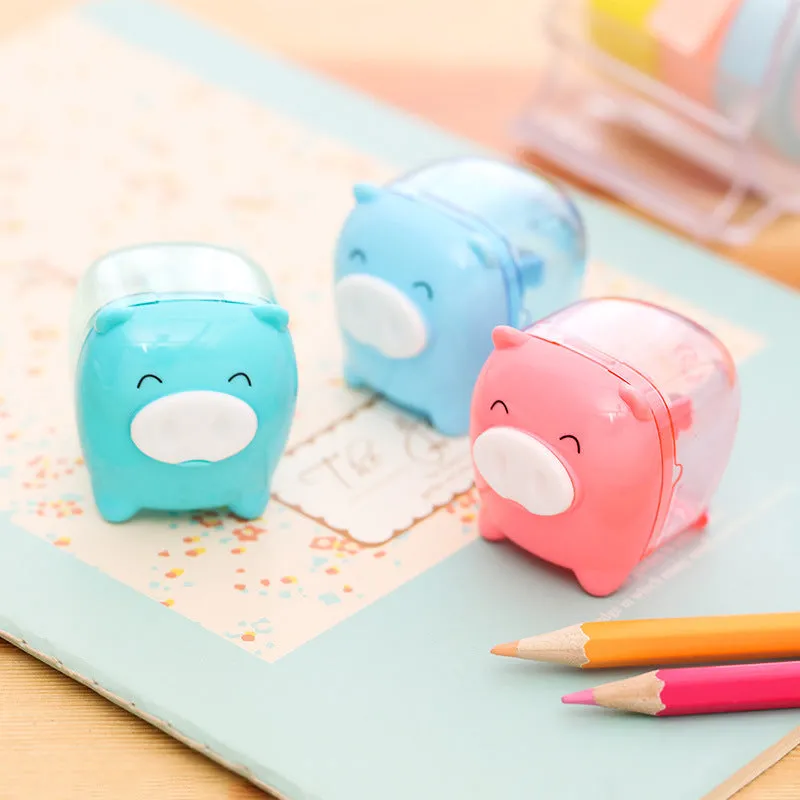 Deli 0557 manual pencil sharpener plastic animal-shaped mixed colour 48x38.2x41mm