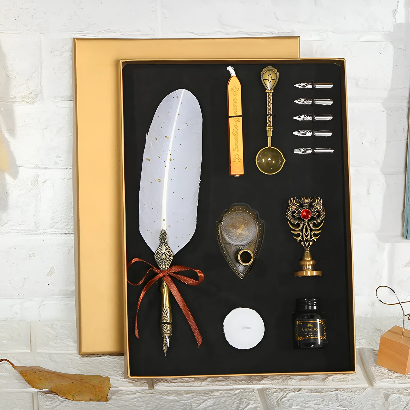 European style retro sprinkled gold feather pen set with ink bottle spoon, 15 ml capacity