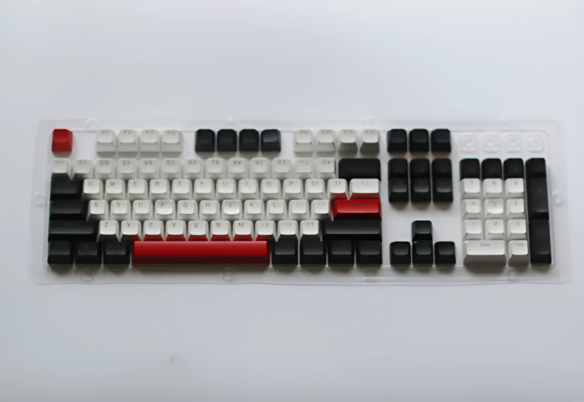 104-key SA height ABS mechanical keyboard keycap set in white and red colour