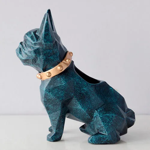 Nordic geometric puppy pen holder in resin, hand-carved finish, 21.5x8.5x9cm, blue colour on a desk