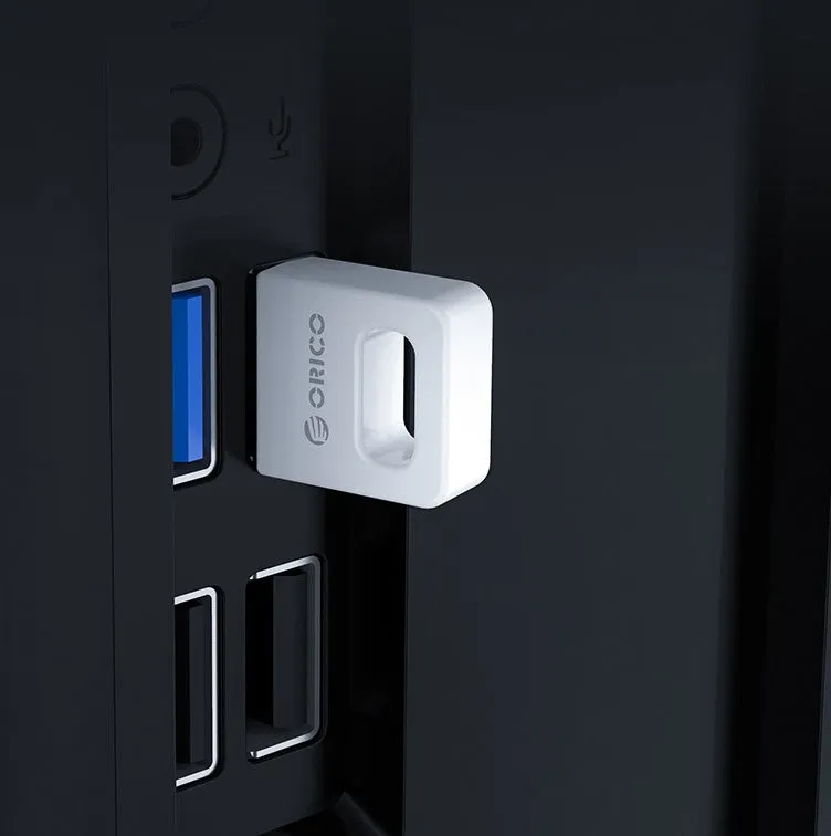 BTA-409 USB Bluetooth adapter in black and white with CSR 8510 chip for wireless connectivity