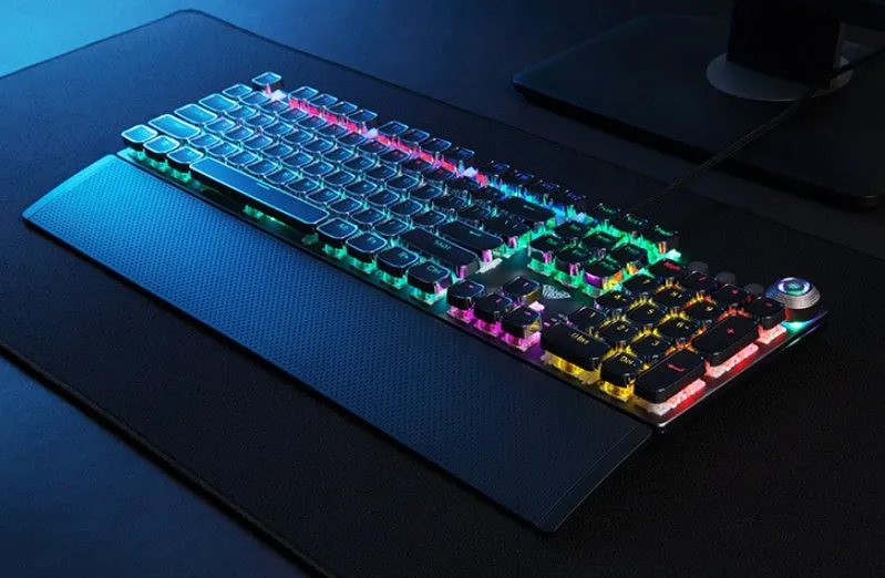 Tarantula Defender game mechanical keyboard with RGB backlight and metal panel in silver black colour