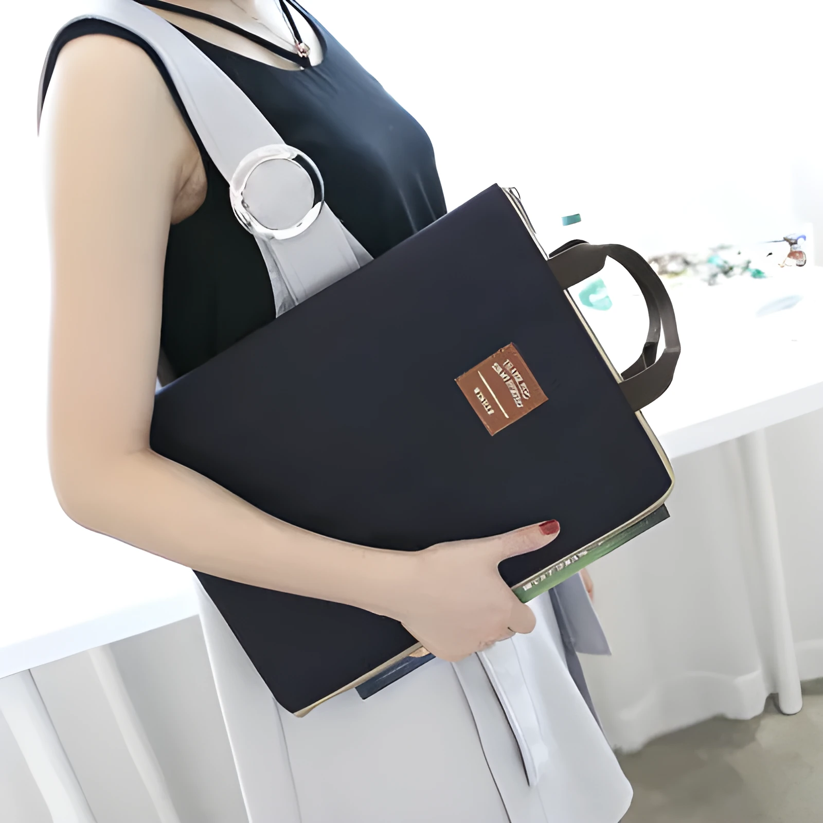 Winner solid colour large capacity nylon A4 file package with zipper closure and double strap in twelve colours