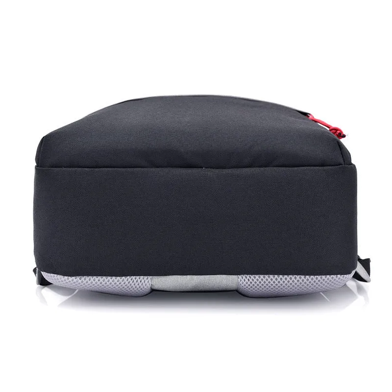 Polyester canvas backpack with double straps and zipper closure in black colour