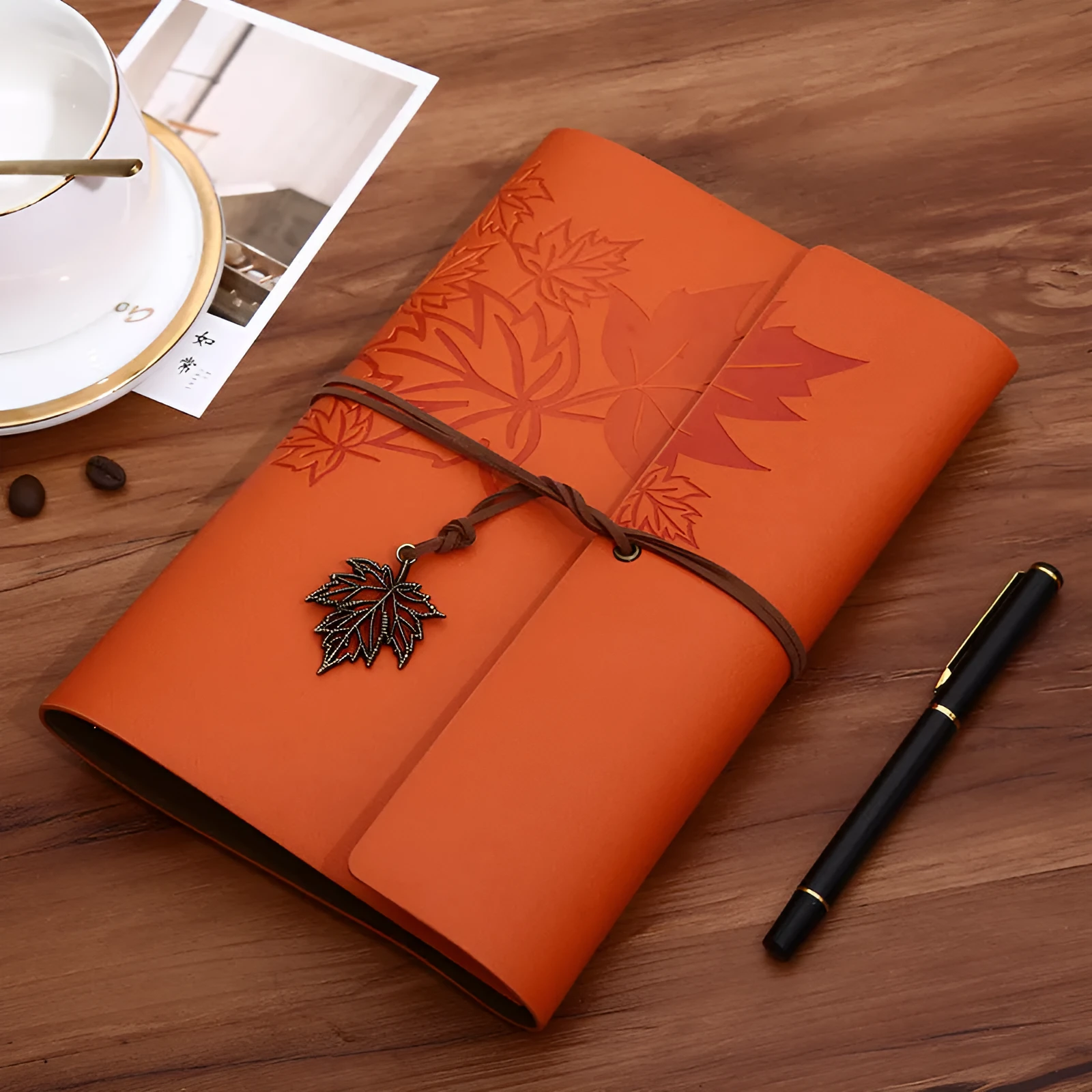 Retro PU leather notebook with discolouration effect, loose-leaf binding, and Daolin paper pages