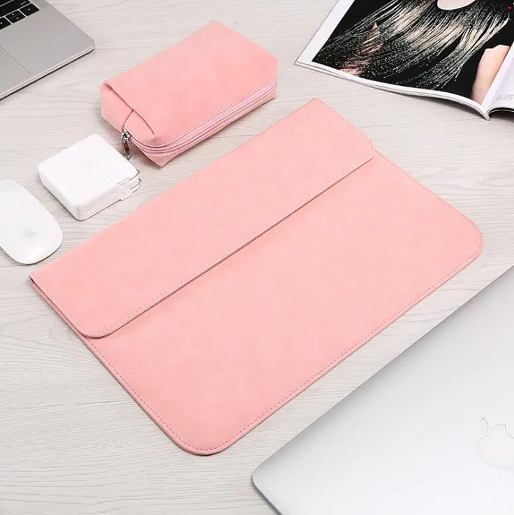 Frosted laptop sleeve for MacBook Pro, abrasive finish, 13 inch size, blue colour