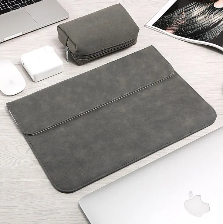 Frosted laptop sleeve for MacBook Pro, abrasive finish, 13 inch size, blue colour