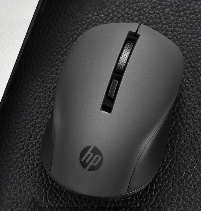 Silent wireless mouse with LED optical sensor in black colour for laptop use