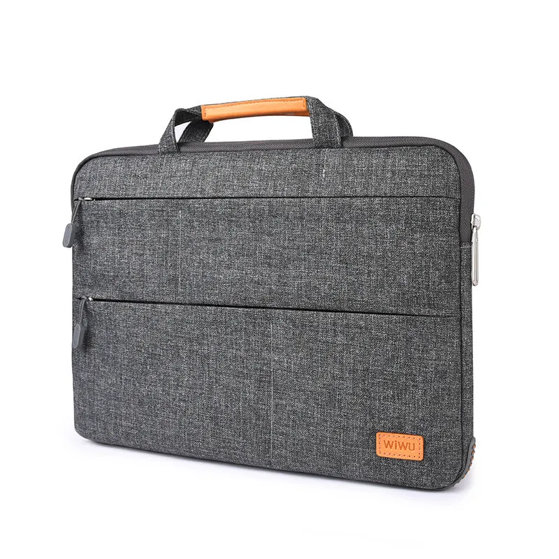 Microsoft Surface Pro 4 protective sleeve in grey 600D nylon with front pocket and fluffy interior