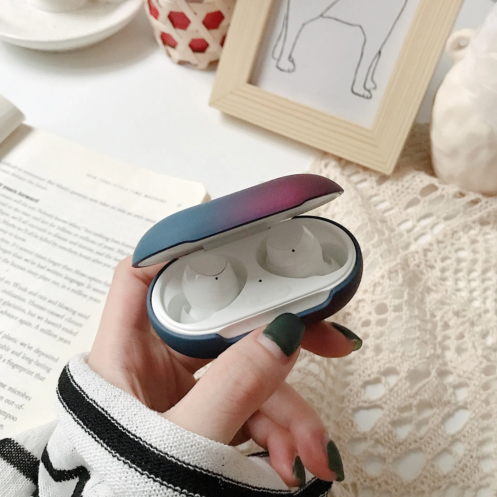 Gradient rainbow solid colour hard shell PC earphone protective case for Samsung Buds and Buds+