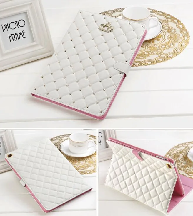iPad crown case cover in PU leather with PC bottom – available in five colour options for 10.2 and 10.9 inch models