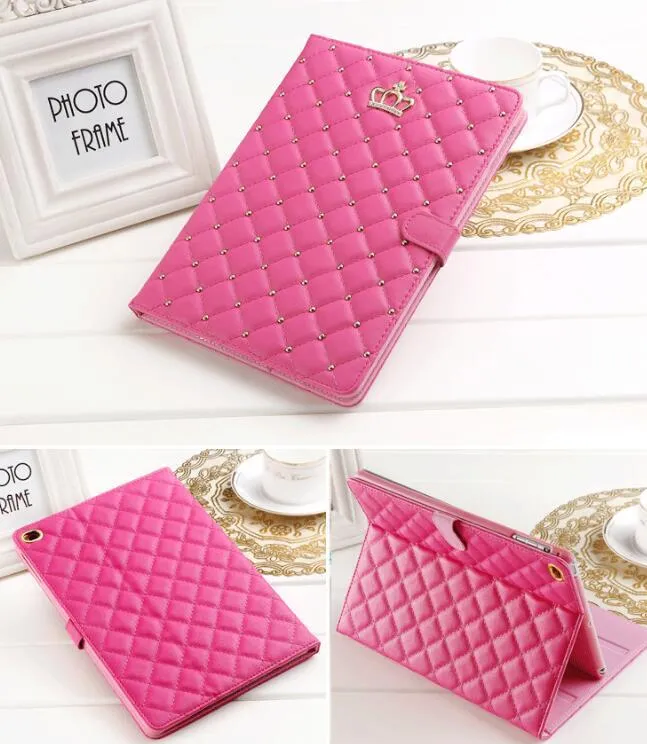 iPad crown case cover in PU leather with PC bottom – available in five colour options for 10.2 and 10.9 inch models