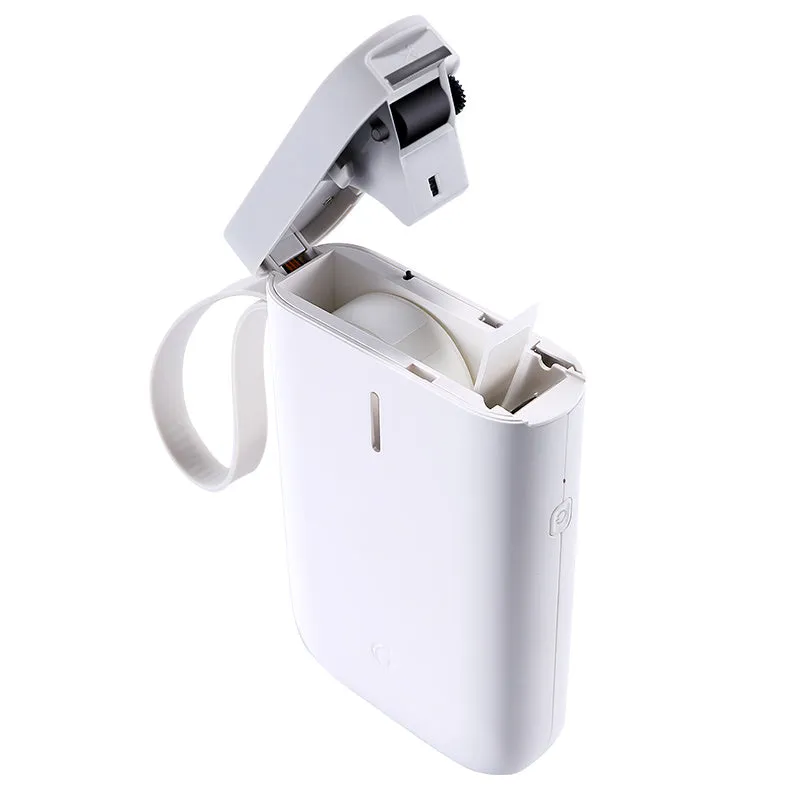 Mini portable Bluetooth thermal label printer in black, 130x75x28mm, with 203dpi print head and 15mm label roll