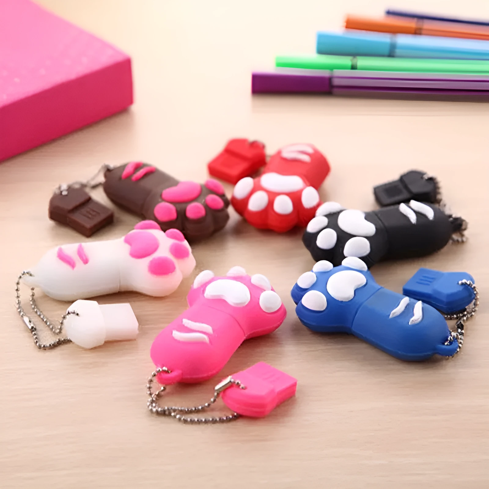 Cat claw cartoon USB flash drive in pink PVC shell with USB 2.0 interface