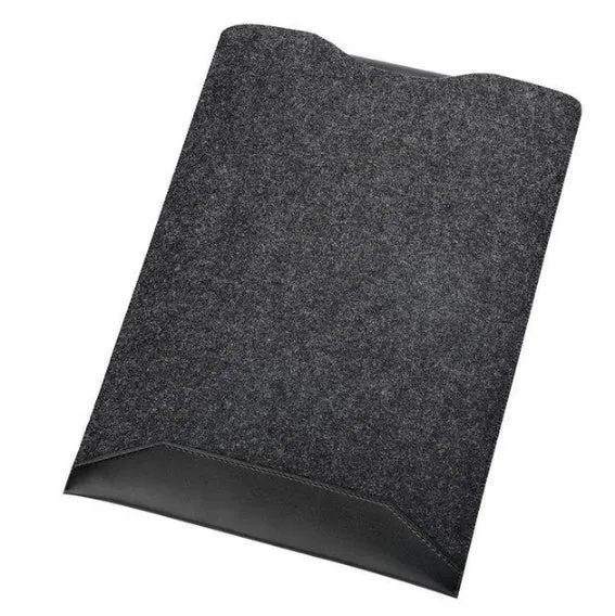Minimalist laptop sleeve with built-in mouse pad for 11.6 to 15.4 inch laptops in rose gold