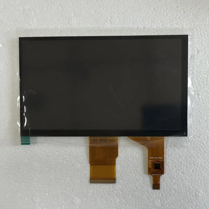 7-inch IPS LCD touch screen display module with 1024x600 resolution