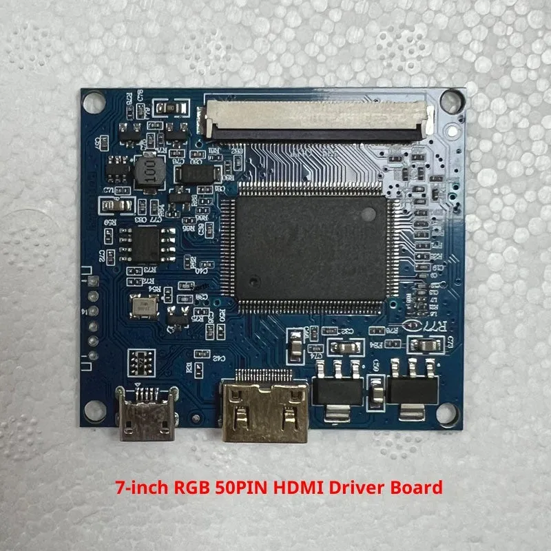 7-inch IPS LCD touch screen display module with 1024x600 resolution