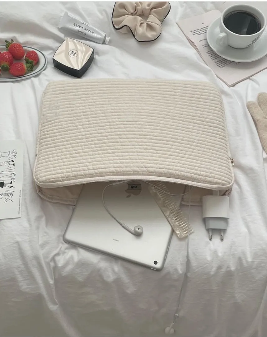 Black and white cotton cloth hand-held laptop clutch bag for anti-seismic tablet protection