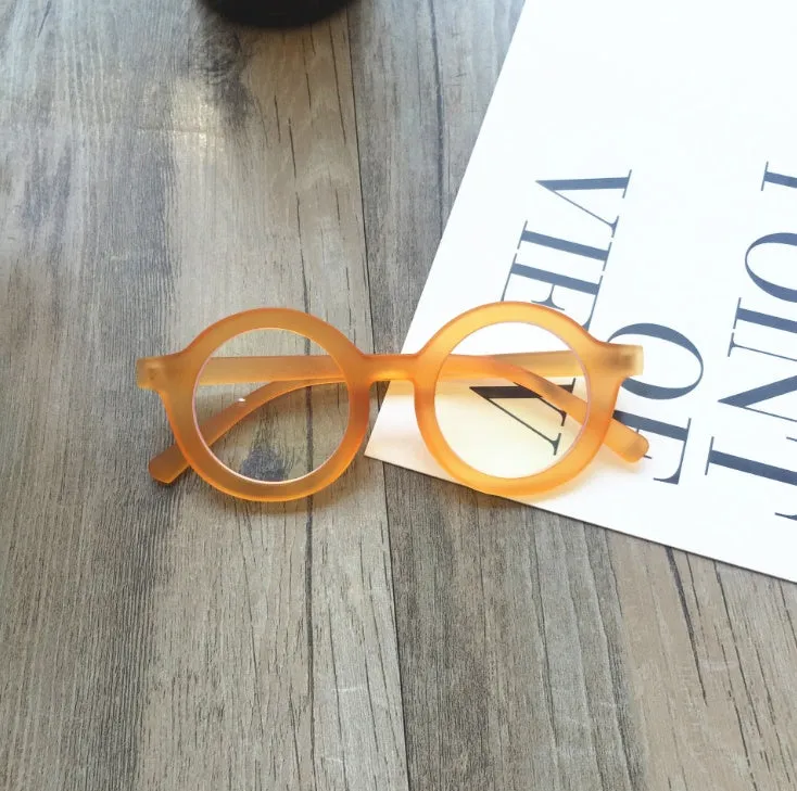 Retro round frame glasses in six colours with UV400 protection and anti-blue light features