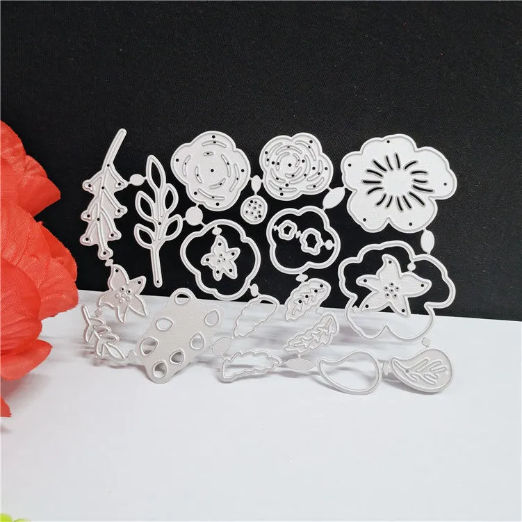 Silver carbon steel flower knife mould for paper cutting measuring 14.3x9.9cm